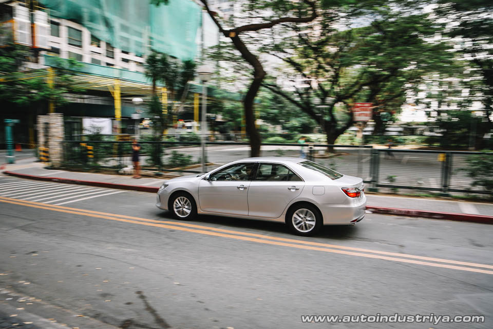 2016 Toyota Camry V6