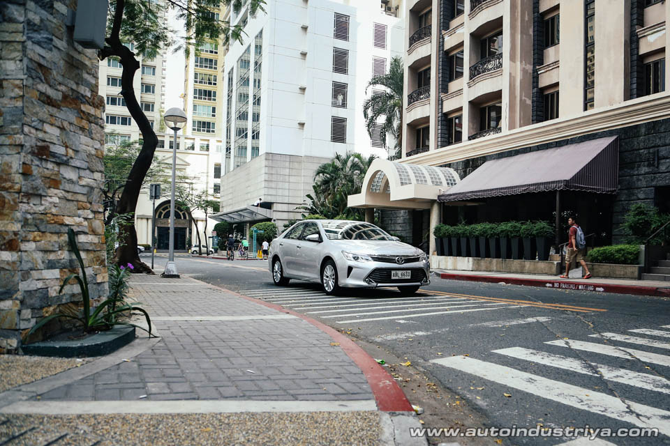2016 Toyota Camry V6