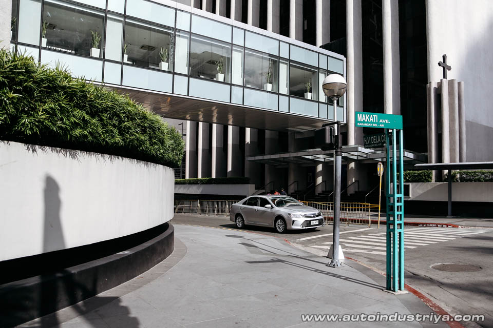 2016 Toyota Camry V6