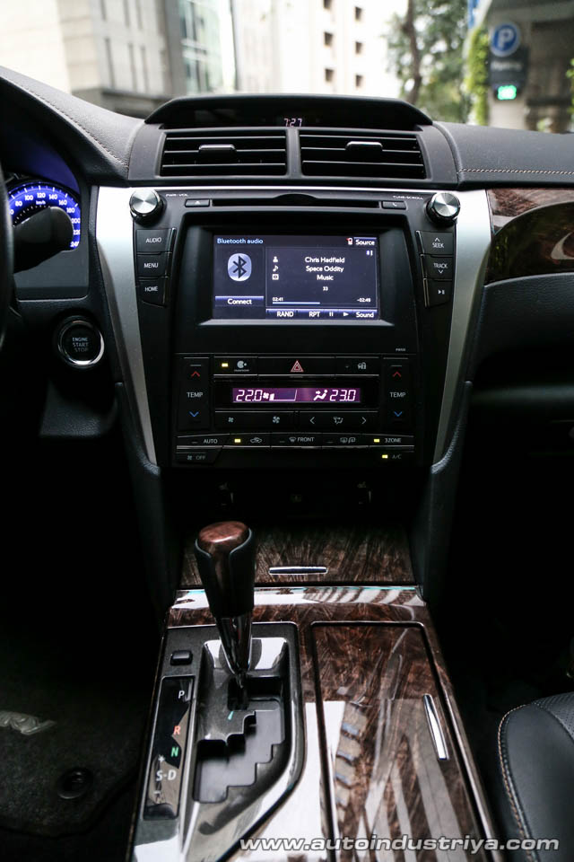 2016 Toyota Camry V6