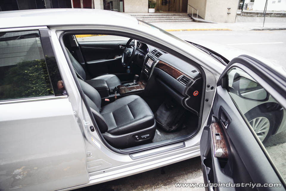 2016 Toyota Camry V6