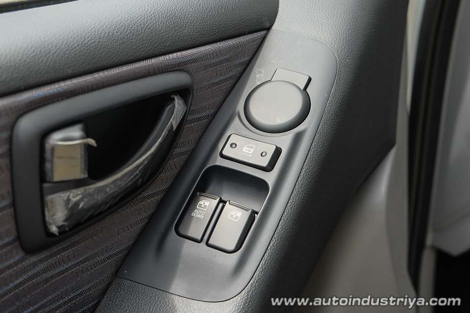 2017 Hyundai Grand Starex Super Express