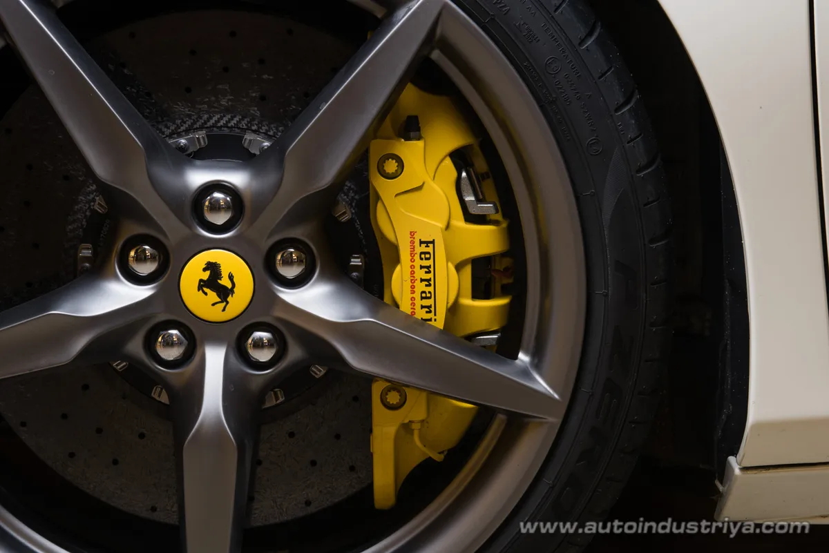 2017 Ferrari 488 GTB White