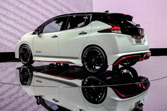 Tokyo 2017: Nissan reveals Leaf Nismo electric hot hatch concept ...