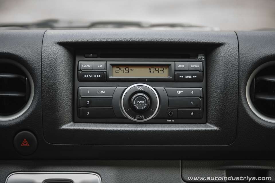 2018 Nissan Urvan Premium A/T