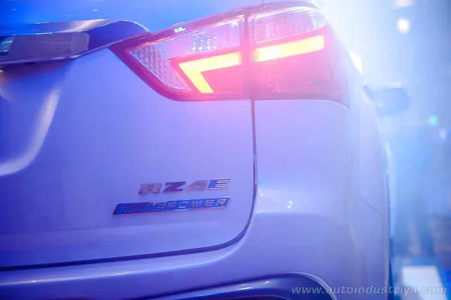 Isuzu Rz4e Racing Isuzu unveils RZ4E Blue Power for 2018 mu-X, D-Max | AutoIndustriya