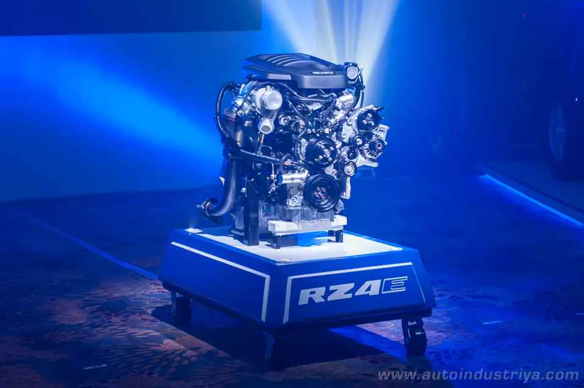 Get a close look at Isuzu's RZ4E engine in nationwide mall tour ...