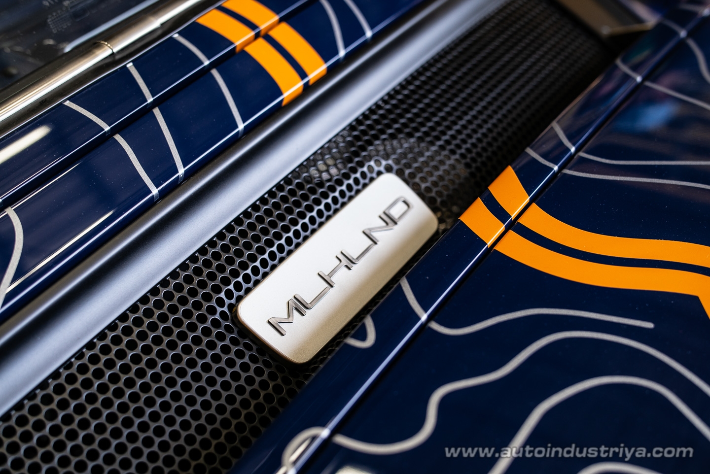 A Tribe Called Porsche and a Pilgrimage to Luftgekühlt