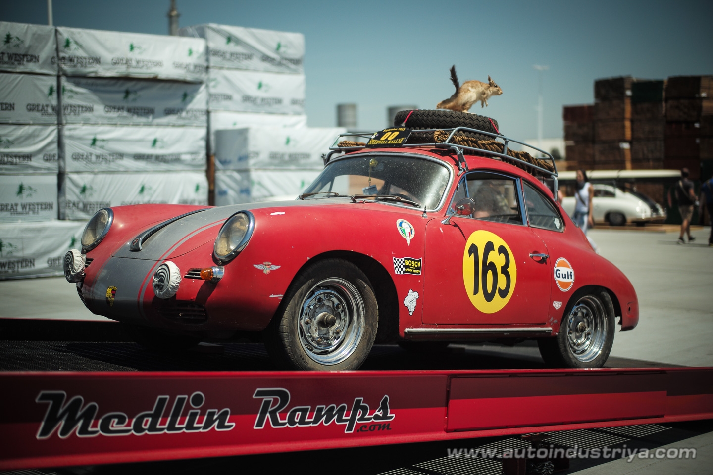 A Tribe Called Porsche and a Pilgrimage to Luftgekühlt