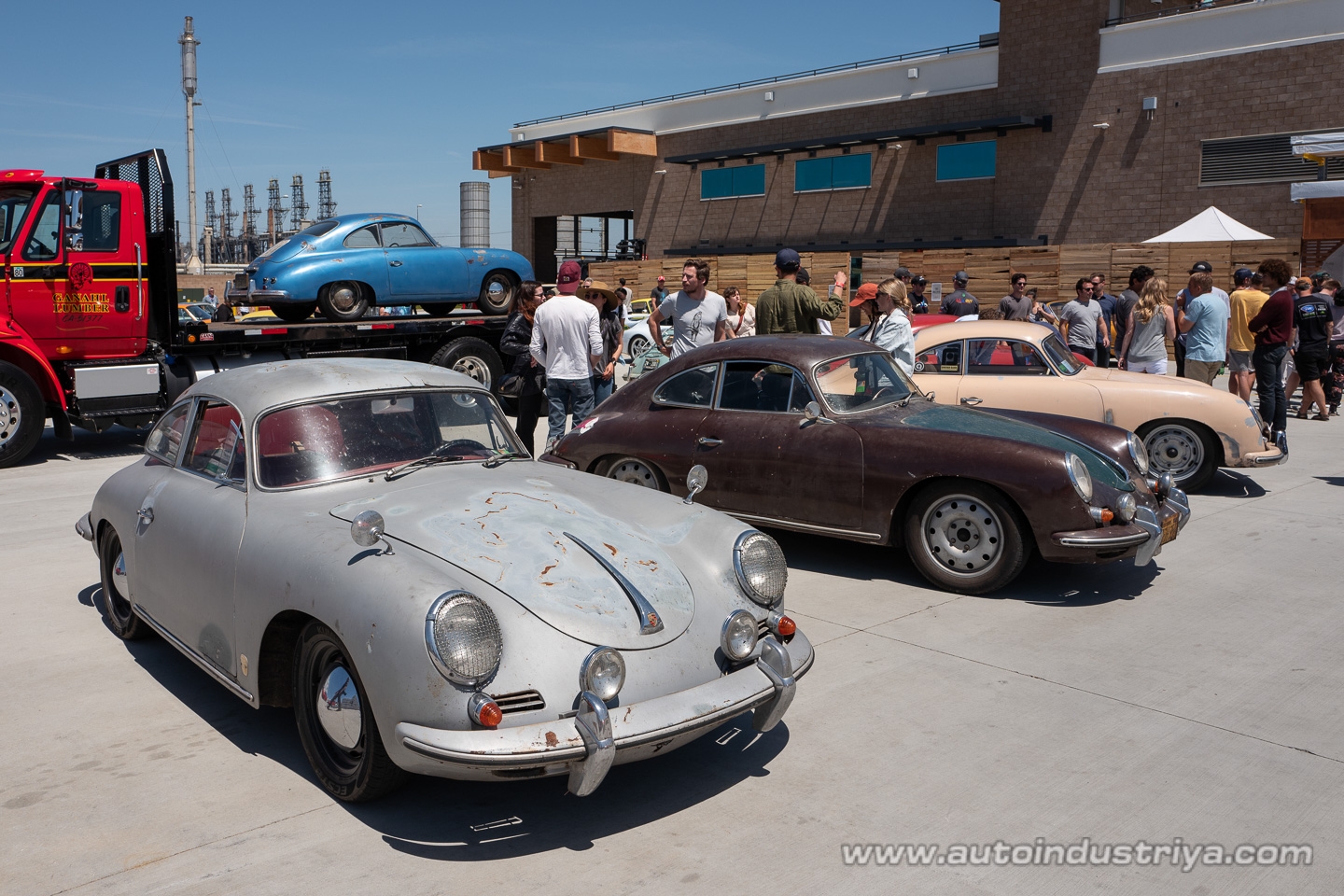 A Tribe Called Porsche and a Pilgrimage to Luftgekühlt