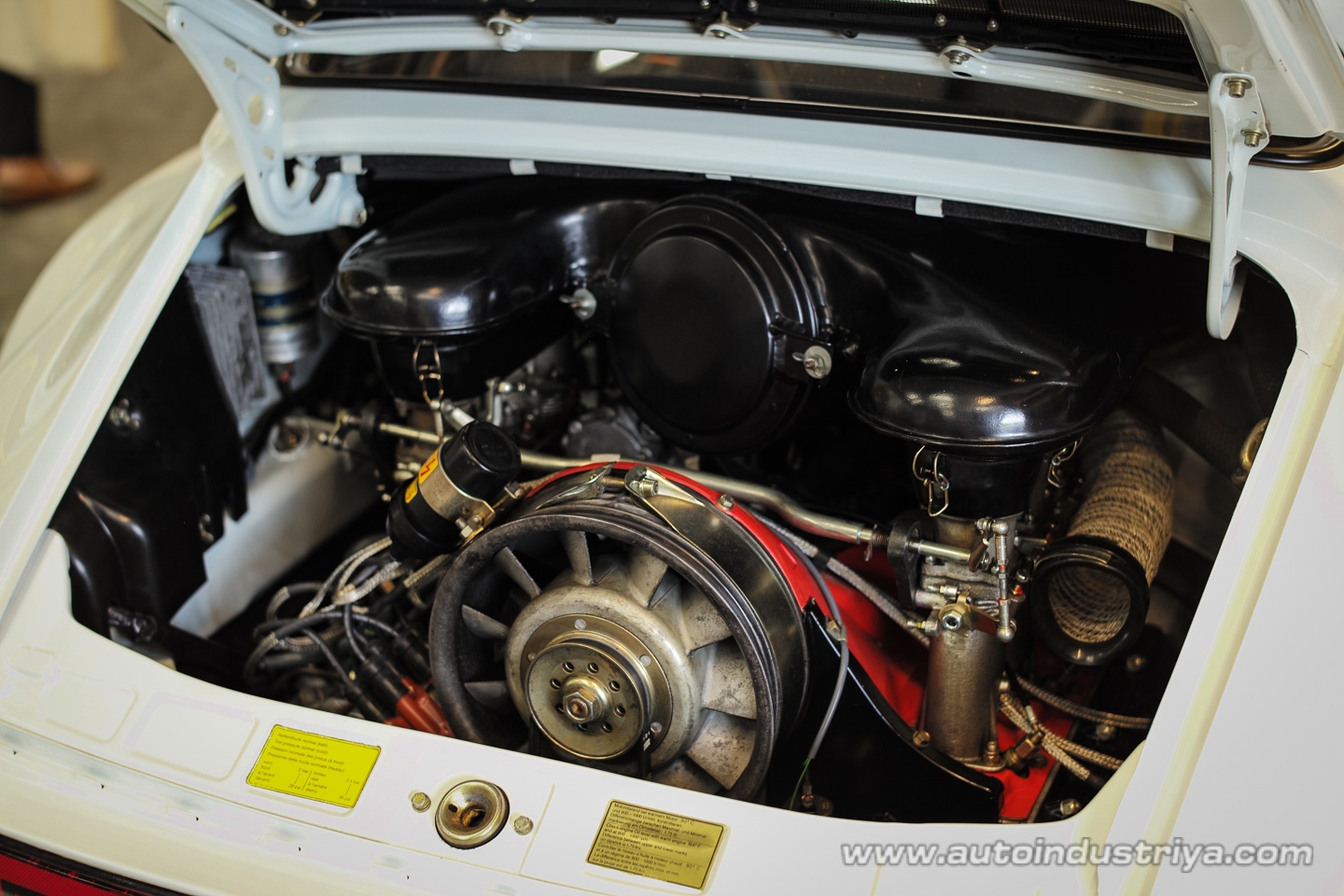 A Tribe Called Porsche and a Pilgrimage to Luftgekühlt