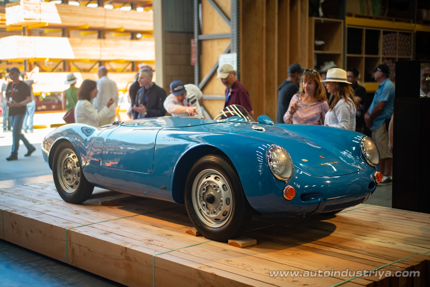 A Tribe Called Porsche and a Pilgrimage to Luftgekühlt