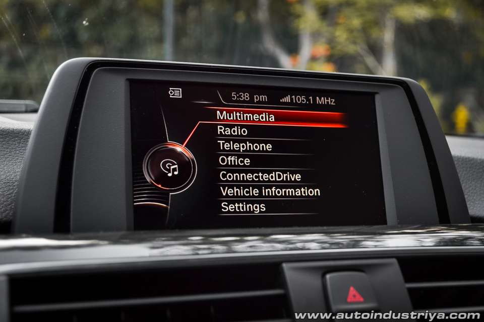 2018 BMW 318d Luxury