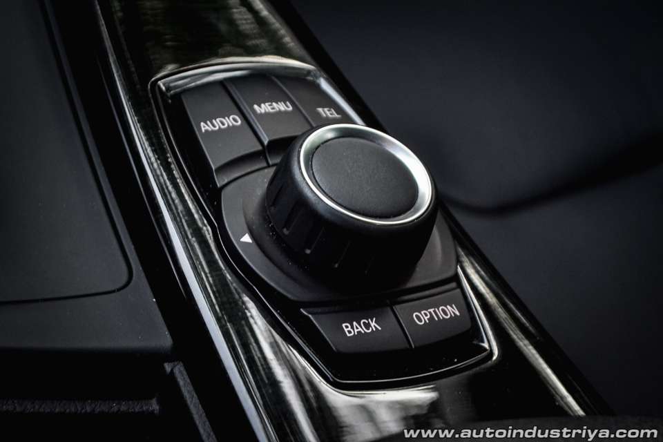 2018 BMW 318d Luxury