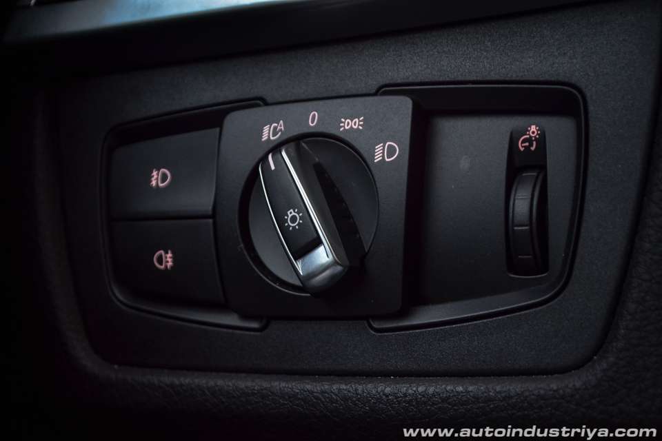 2018 BMW 318d Luxury