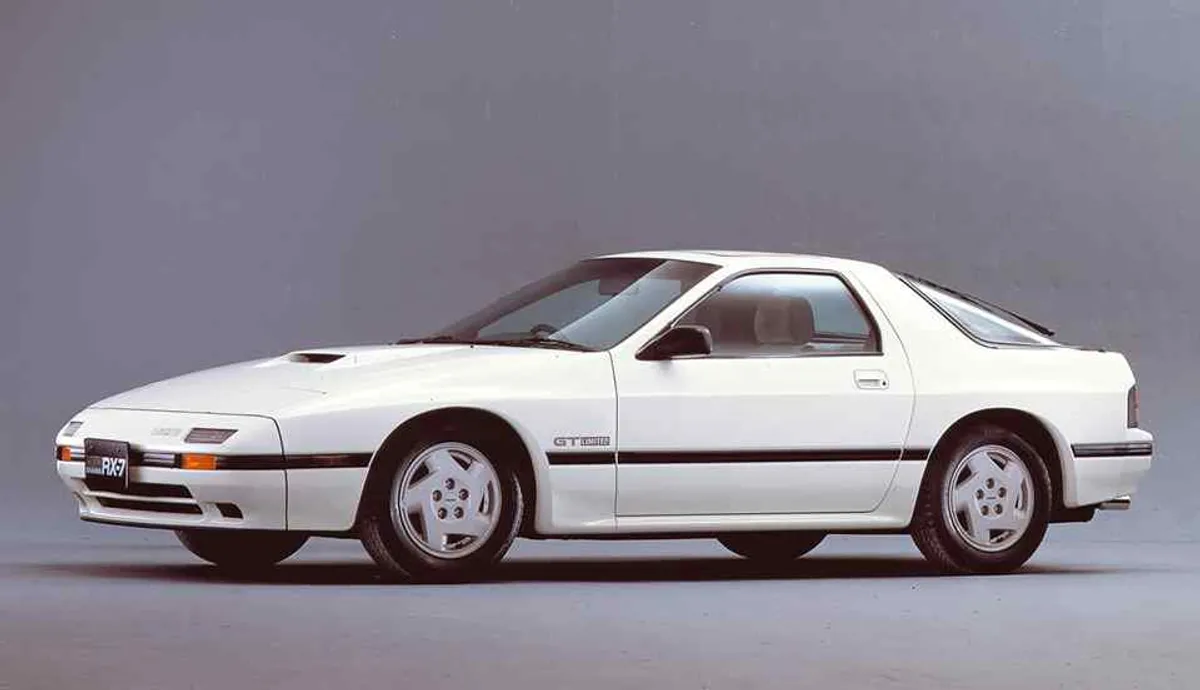 Mazda celebrates 40 years of the RX-7 | AutoIndustriya