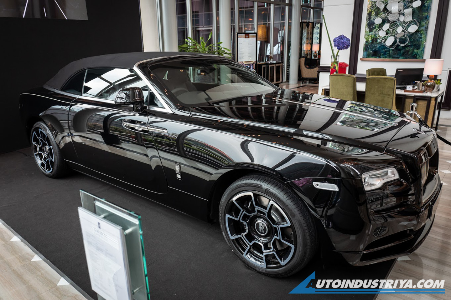 Fullerton Concours D' Elegance