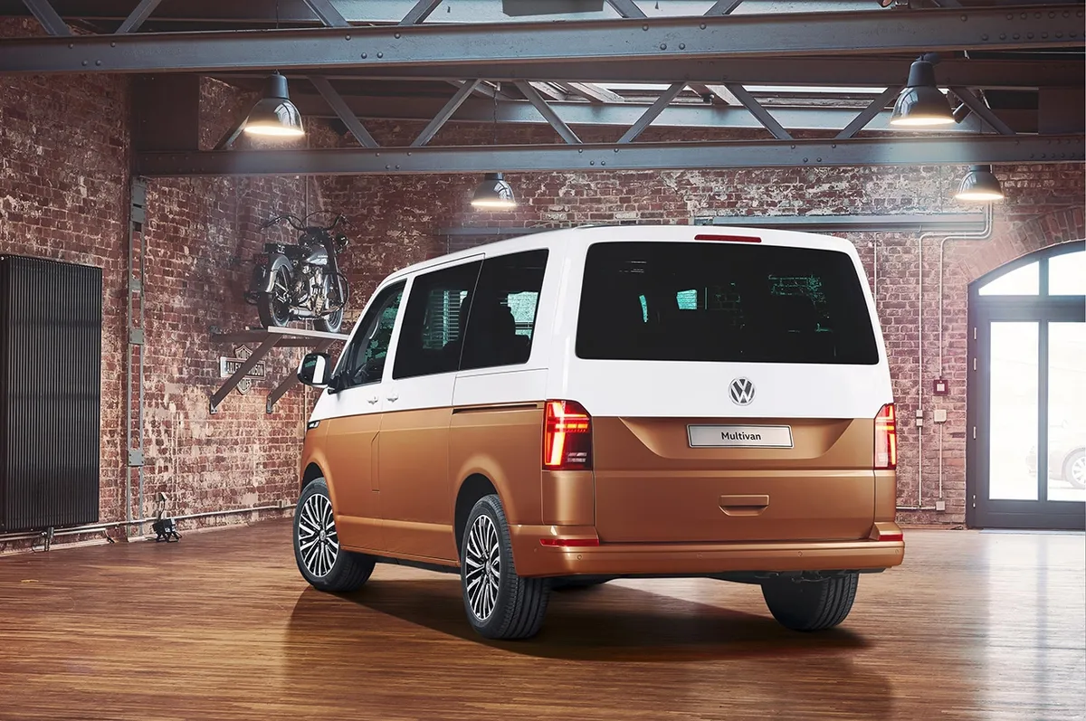 Volkswagen Is Electrifying The Multivan Transporter AutoIndustriya volkswagen-is-electrifying-the-multivan-transporter-autoindustriya