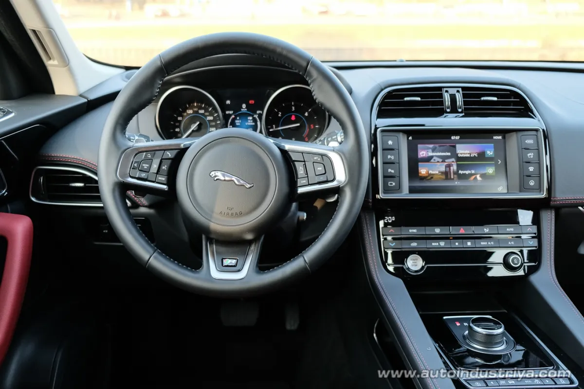 2018 Jaguar F-Pace 2.0L R-Sport AWD