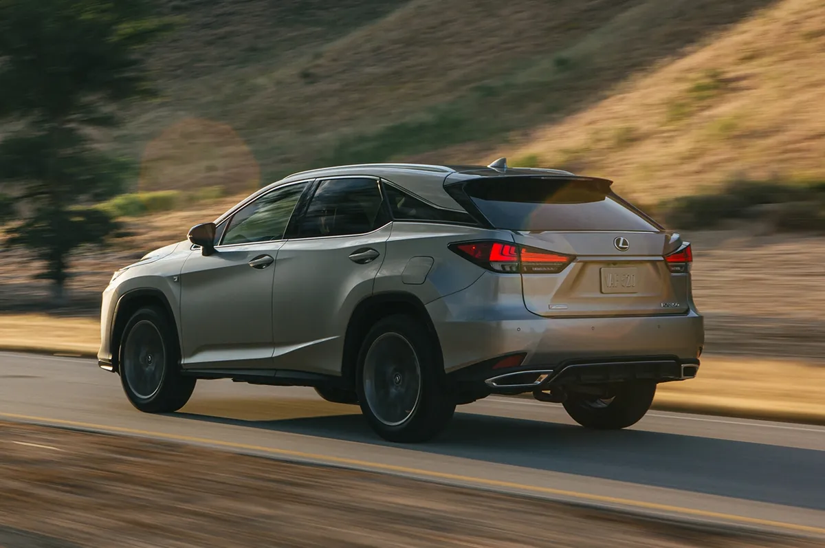 Can you tell what's different on the 2020 Lexus RX? | AutoIndustriya