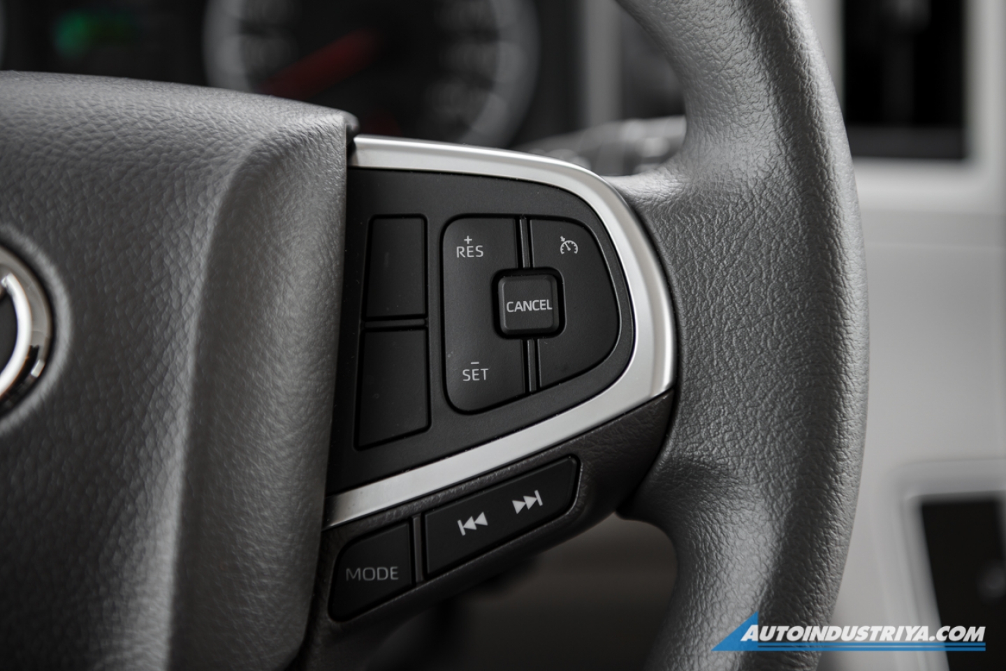 2019 Toyota Hiace GL Grandia Tourer