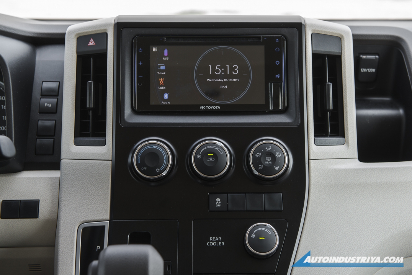 2019 Toyota Hiace GL Grandia Tourer