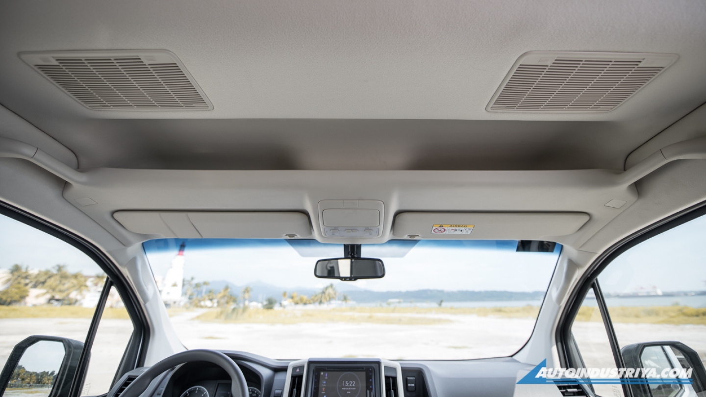 2019 Toyota Hiace GL Grandia Tourer