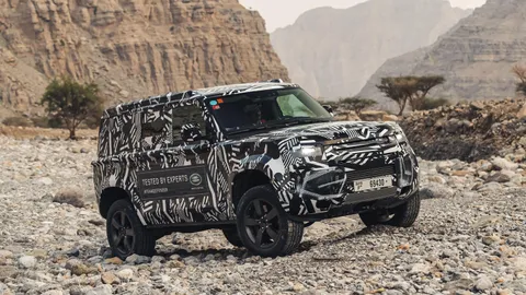 Land Rover punishes new Defender with extreme desert testing ...