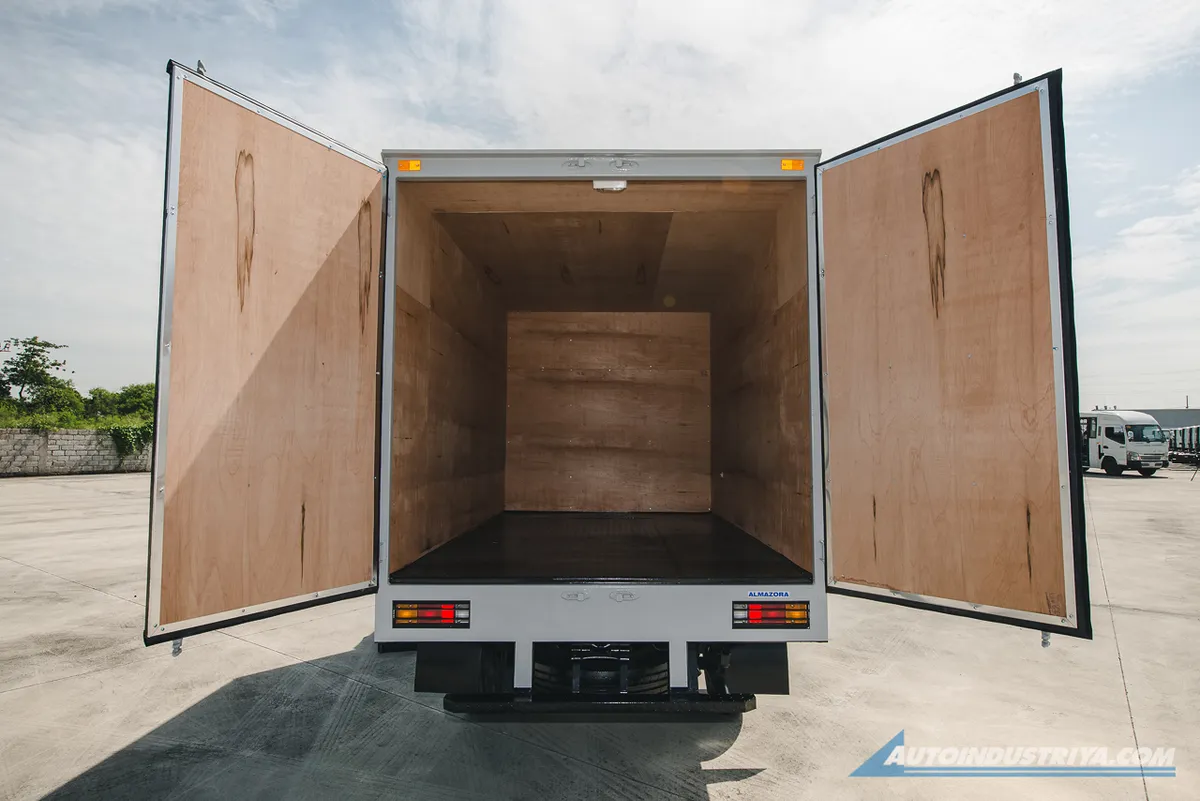 Fuso Canter FE