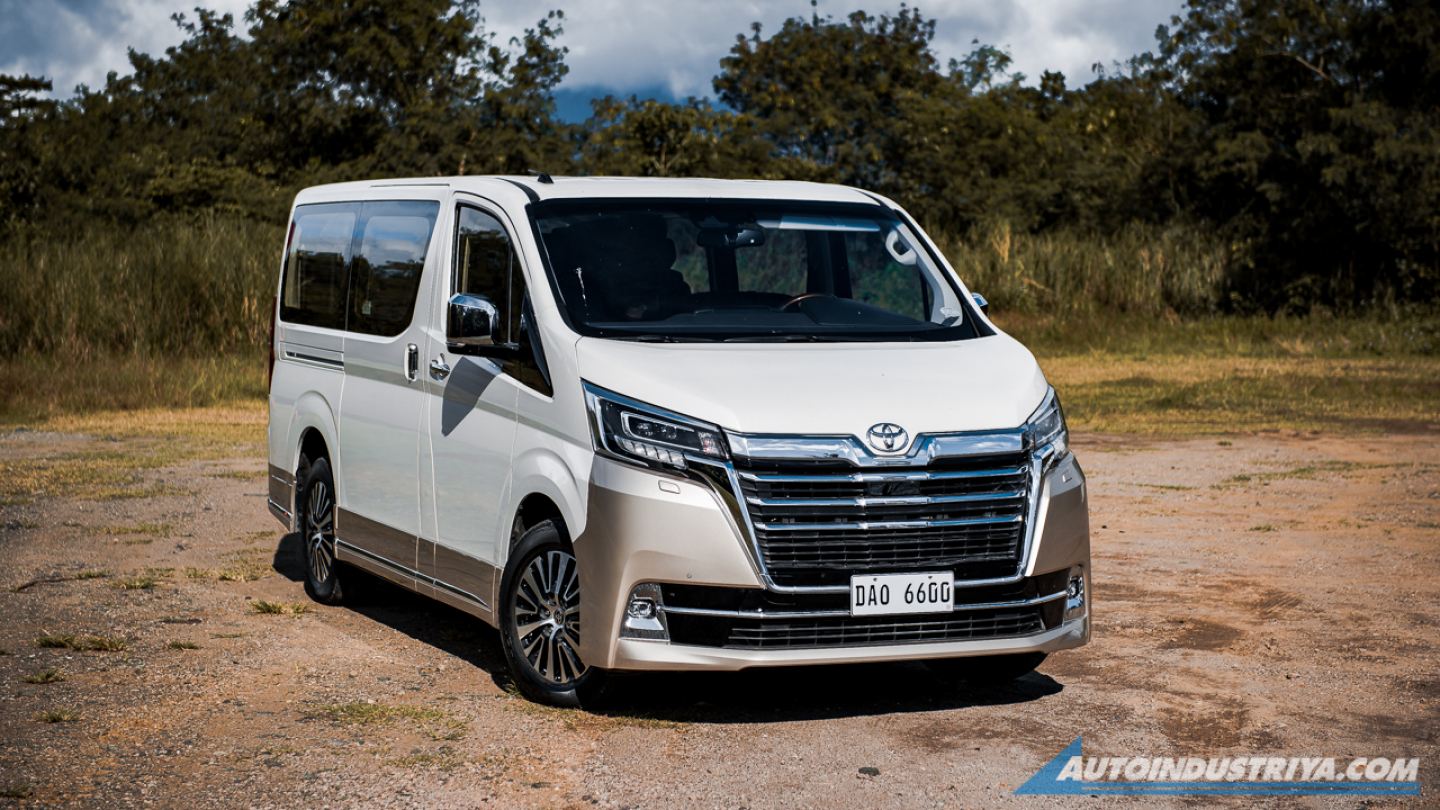2020 Toyota Hiace Super Grandia Elite 2.8L AT