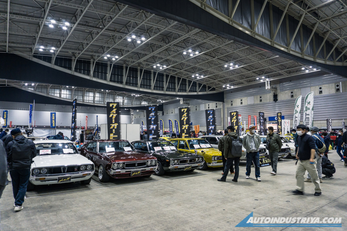Classics stop time in Yokohama Nostalgic 2 Days