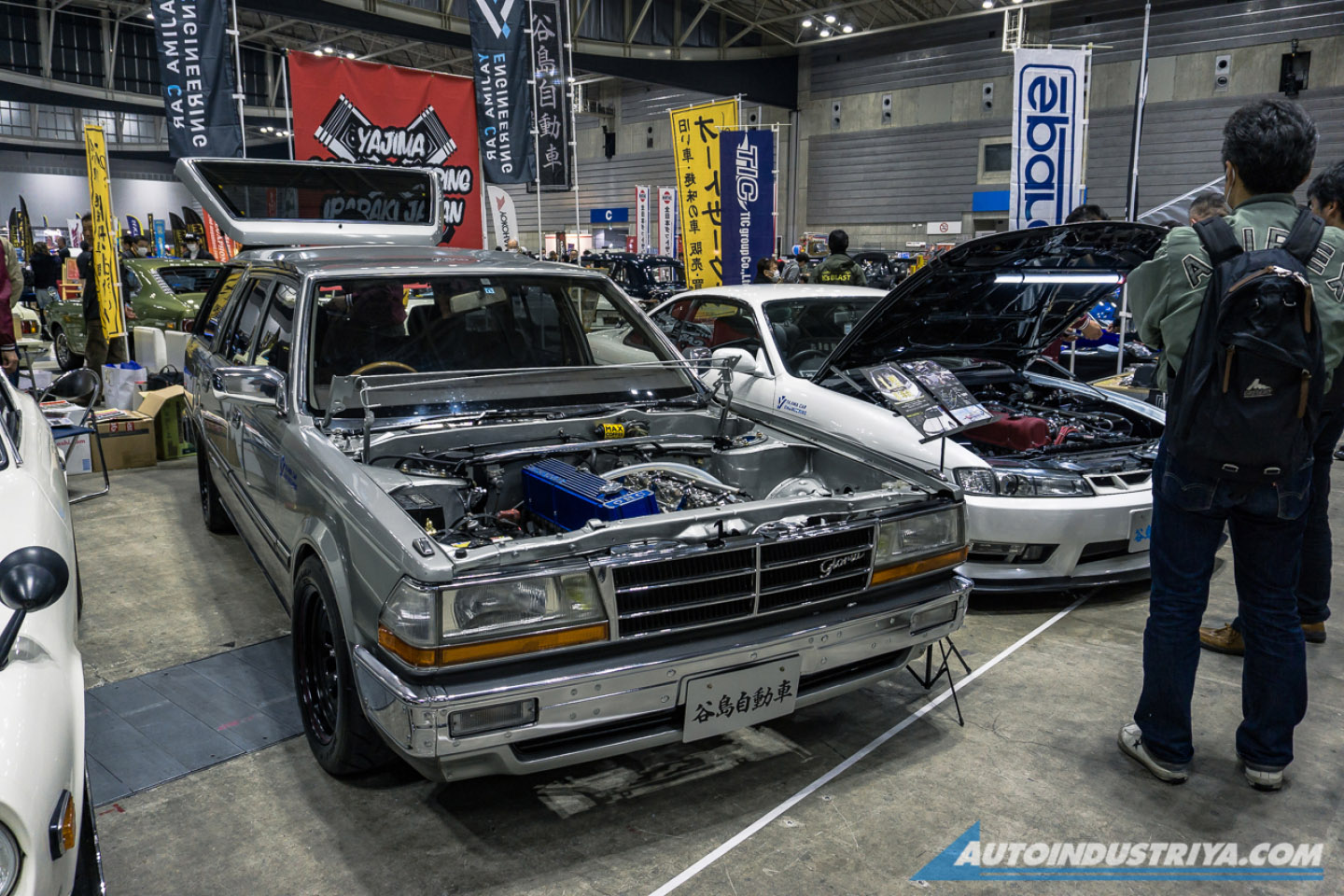 Classics stop time in Yokohama Nostalgic 2 Days