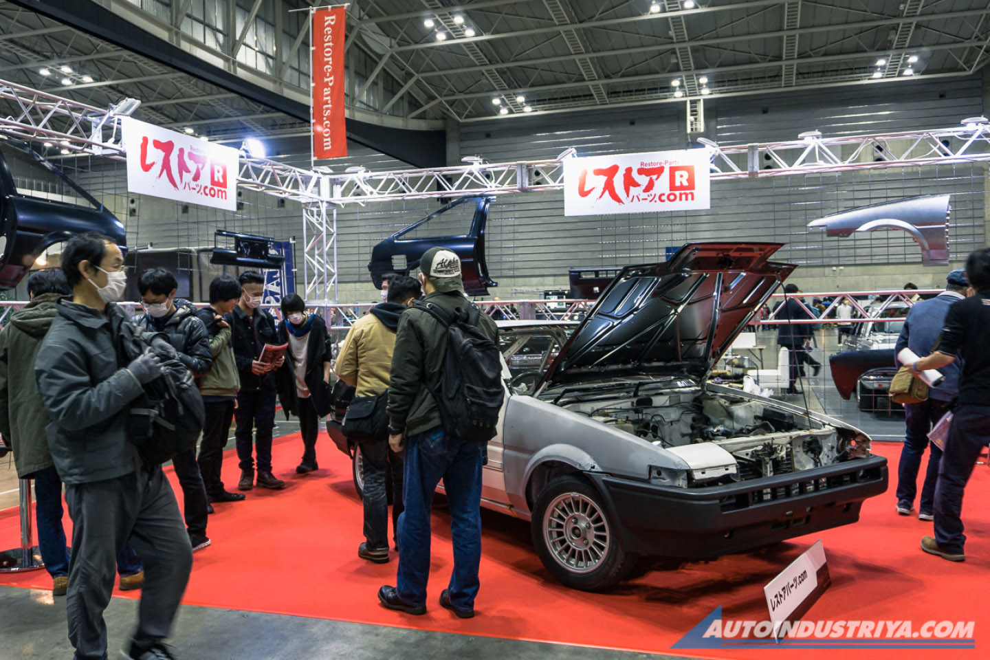 Classics stop time in Yokohama Nostalgic 2 Days