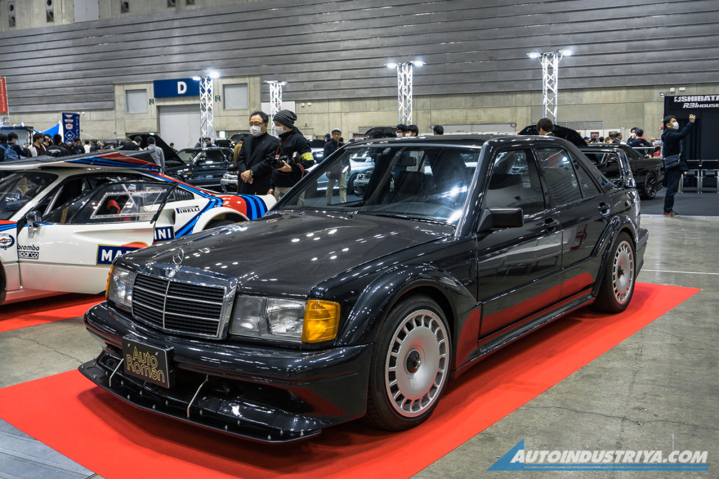 Classics stop time in Yokohama Nostalgic 2 Days