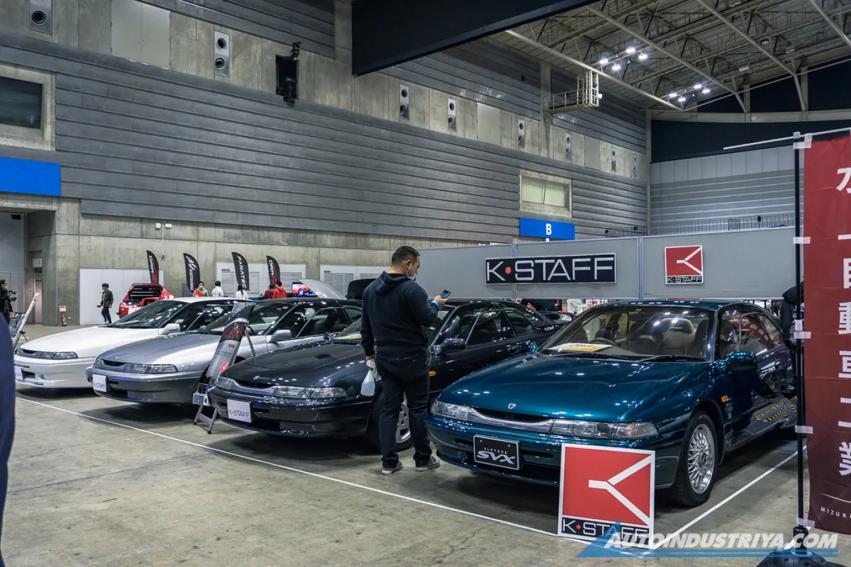 Classics stop time in Yokohama Nostalgic 2 Days