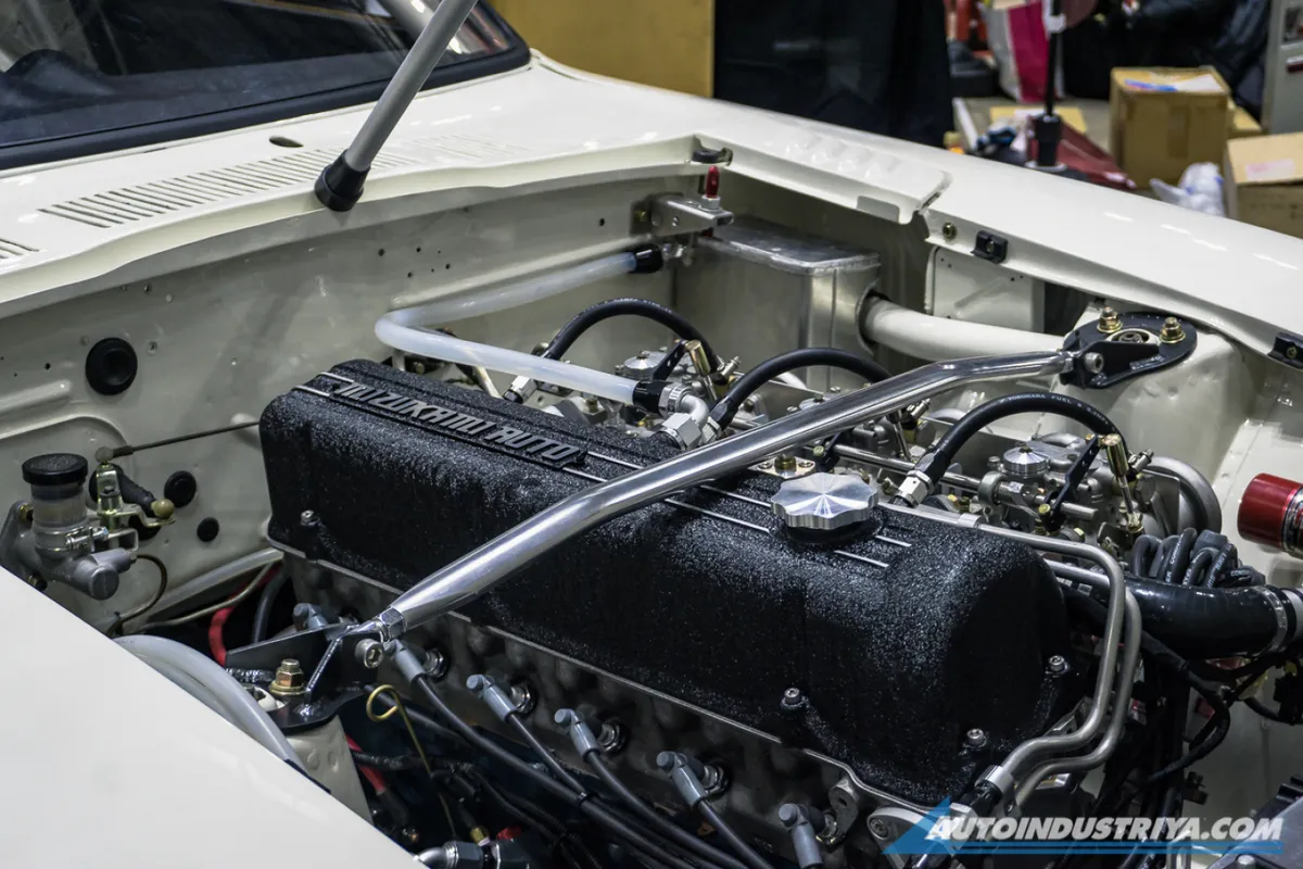 Classics stop time in Yokohama Nostalgic 2 Days