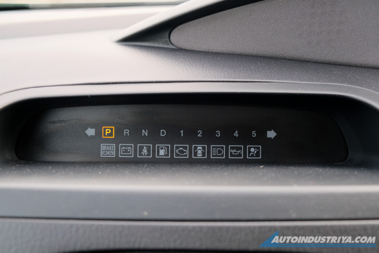 2019 Ssangyong Rodius 2.0L 9-seater