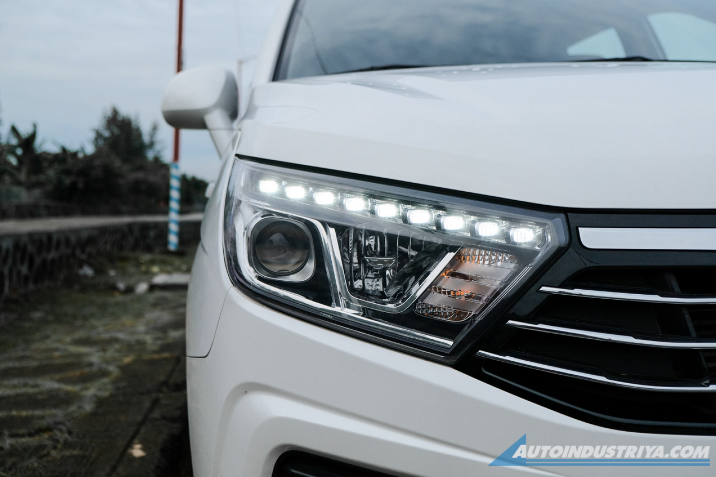 2019 Ssangyong Rodius 2.0L 9-seater