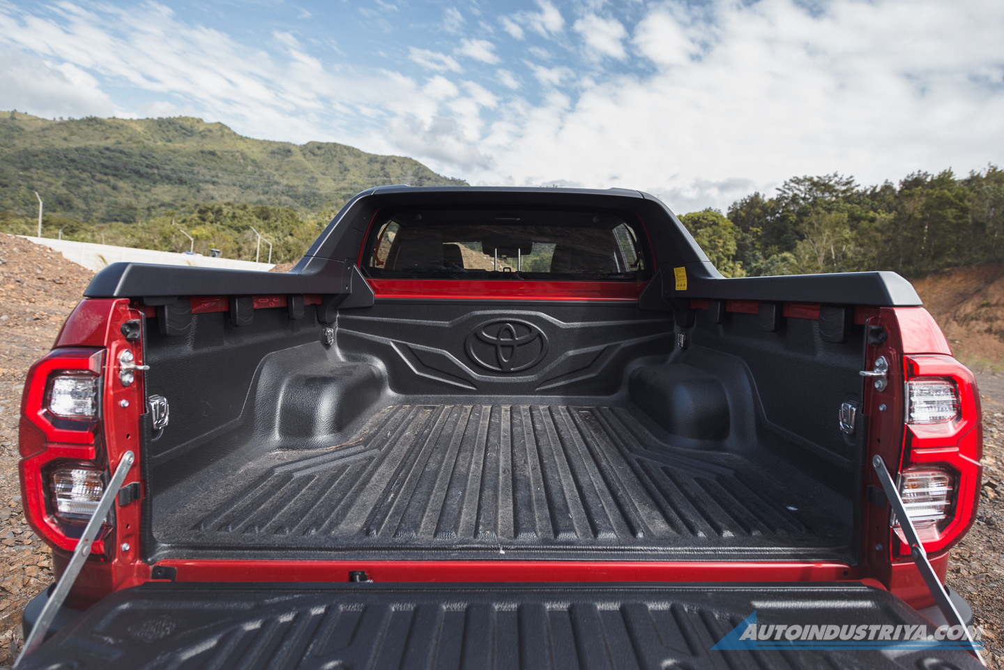 2021 Toyota Hilux V Conquest 4x4 AT