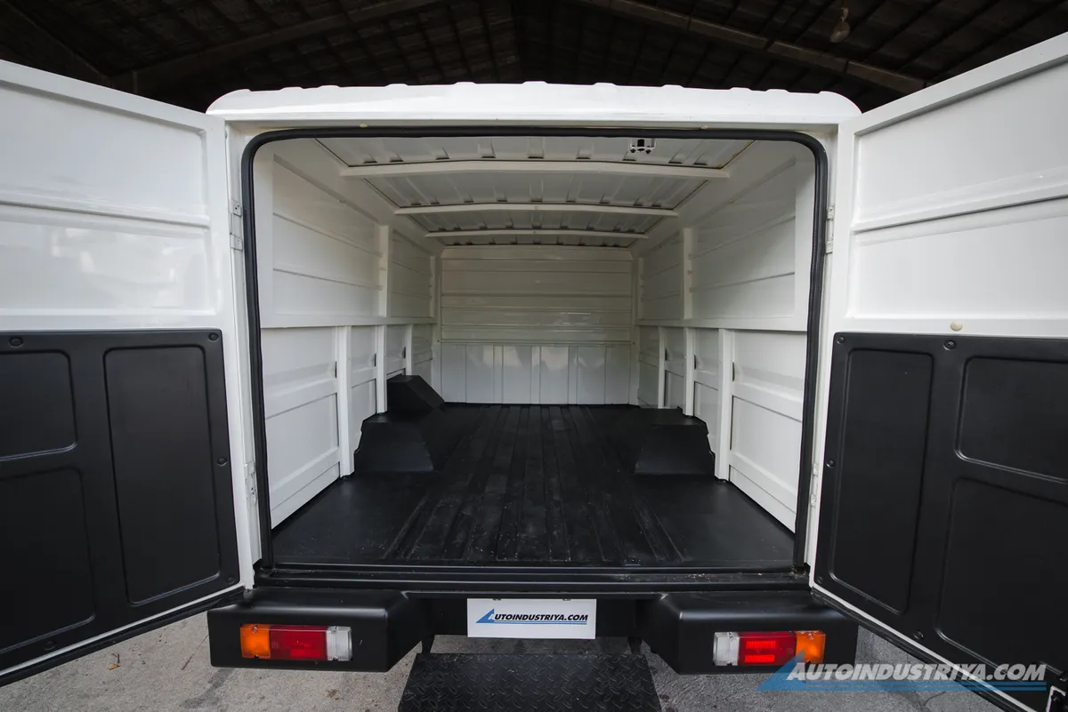 2021 Toyota Hilux Cargo