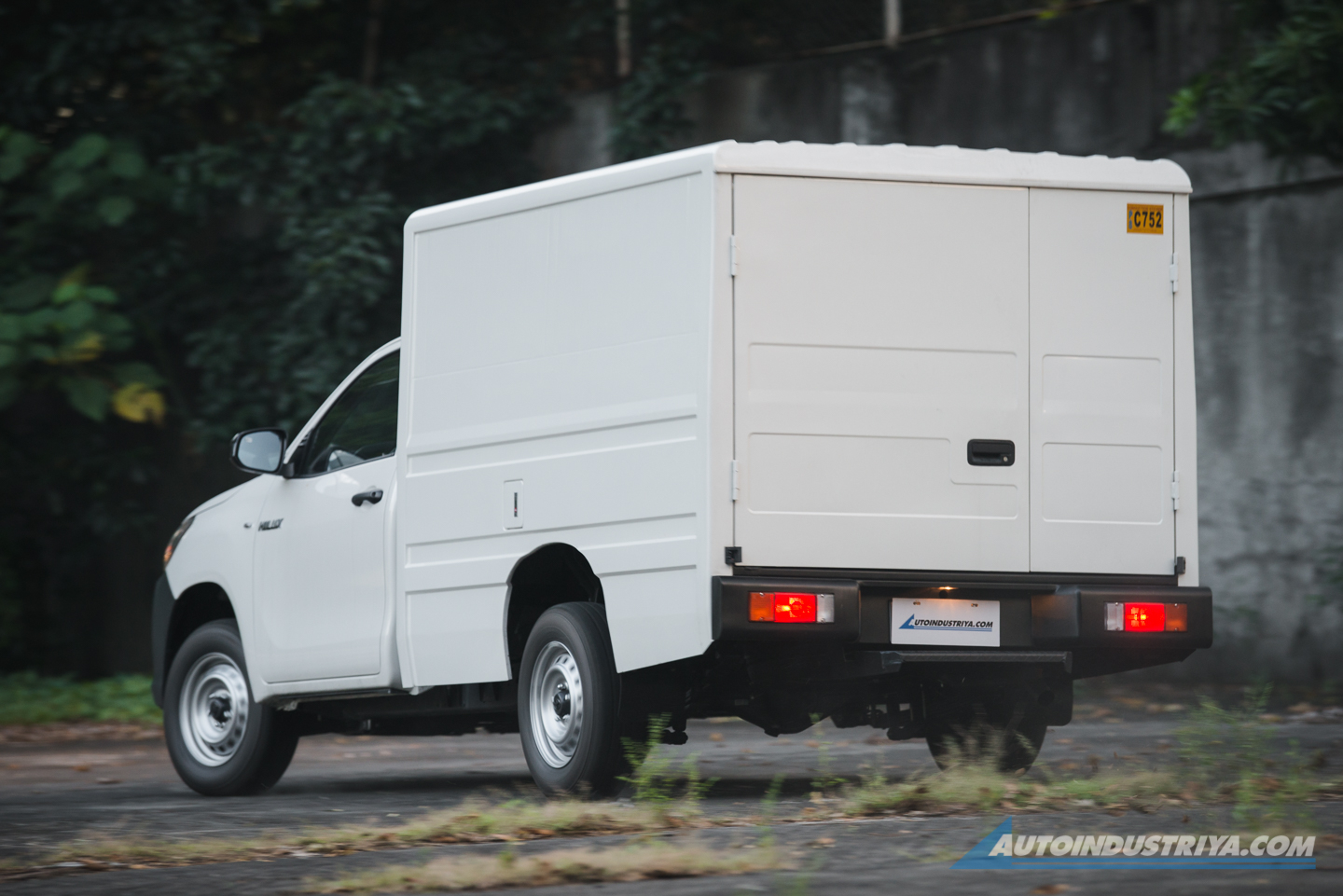2021 Toyota Hilux Cargo