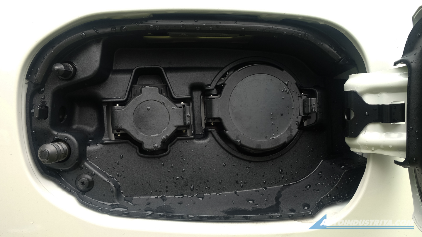 2020 Mitsubishi Outlander PHEV Twin Motor 4WD