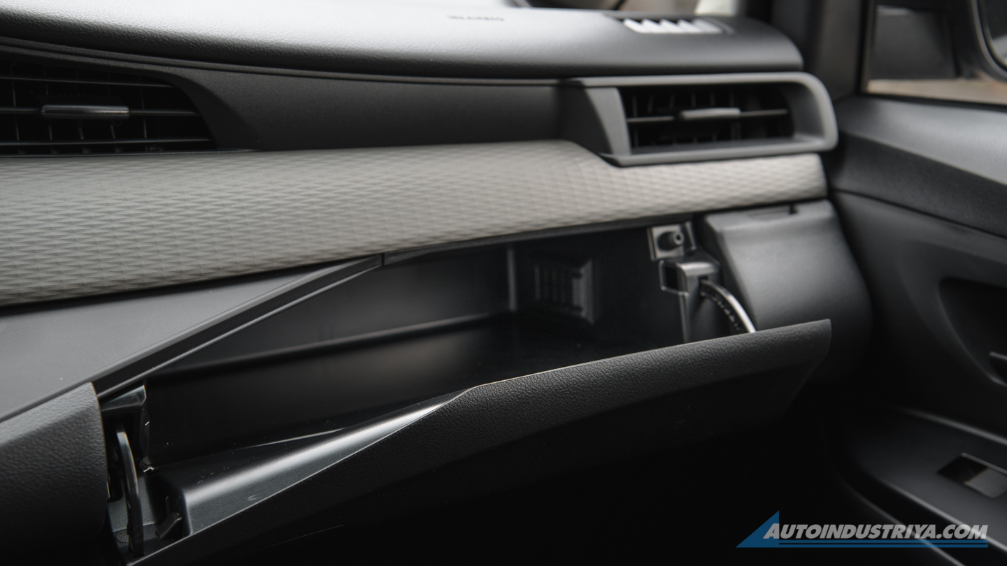 2021 Toyota Innova 2.8 E A/T