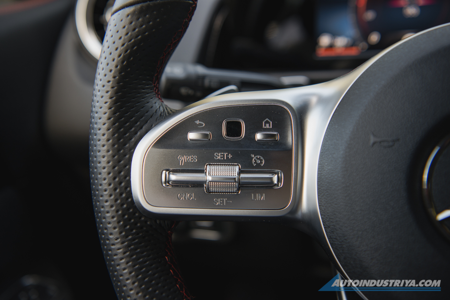 2021 Mercedes-Benz GLB200 AMG Line