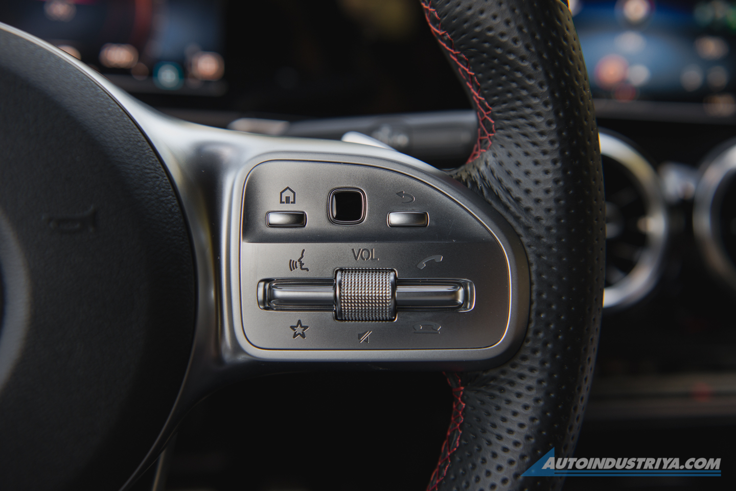 2021 Mercedes-Benz GLB200 AMG Line