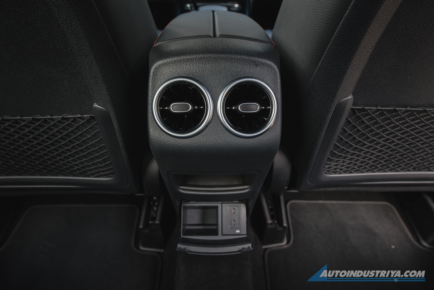 2021 Mercedes-Benz GLB200 AMG Line