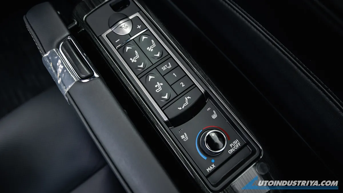2021 Lexus LM 350 7-Seater