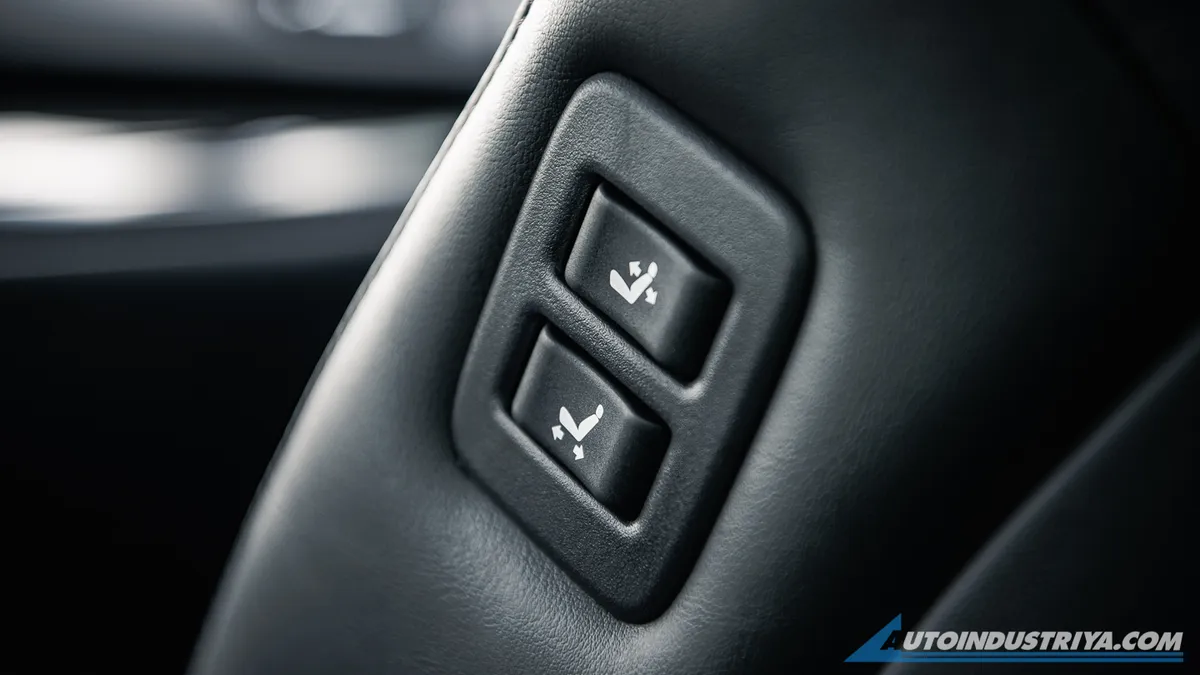 2021 Lexus LM 350 7-Seater