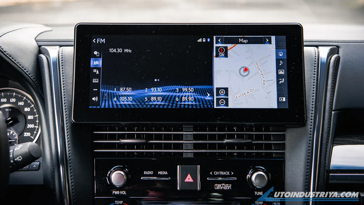 2021 Lexus LM 350 7-Seater