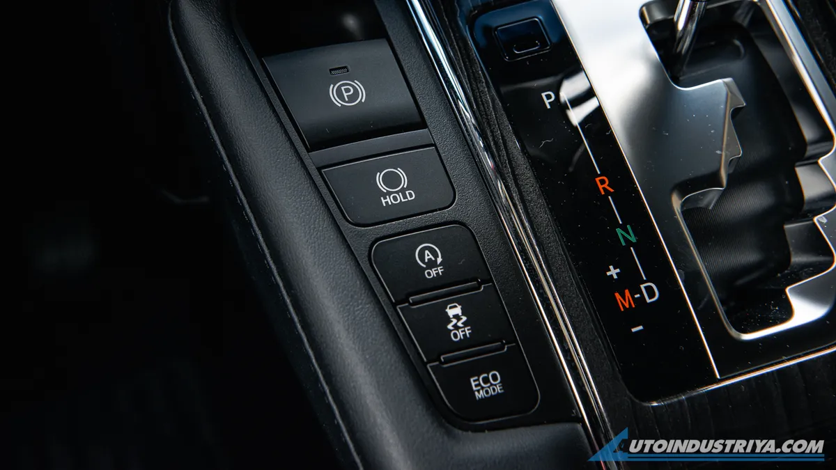 2021 Lexus LM 350 7-Seater